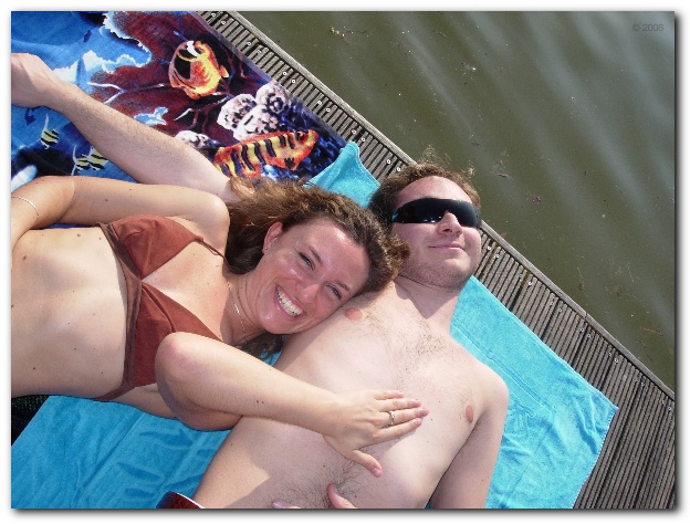 602x451 pixels (136K)