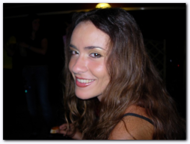 602x451 pixels (53K)