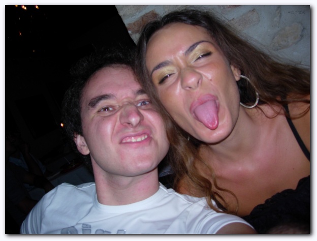 602x451 pixels (75K)