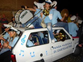Panda MusicaleMostra dell' Assurdo a Castelvetro