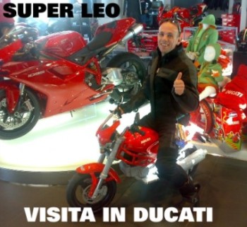 Visita del Ducati Club Mantova in Ducati a Borgopanigale